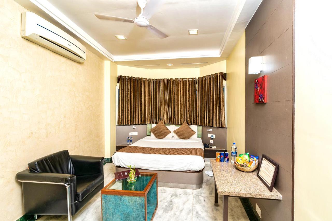 Hotel Dayal Udaipur Exterior photo