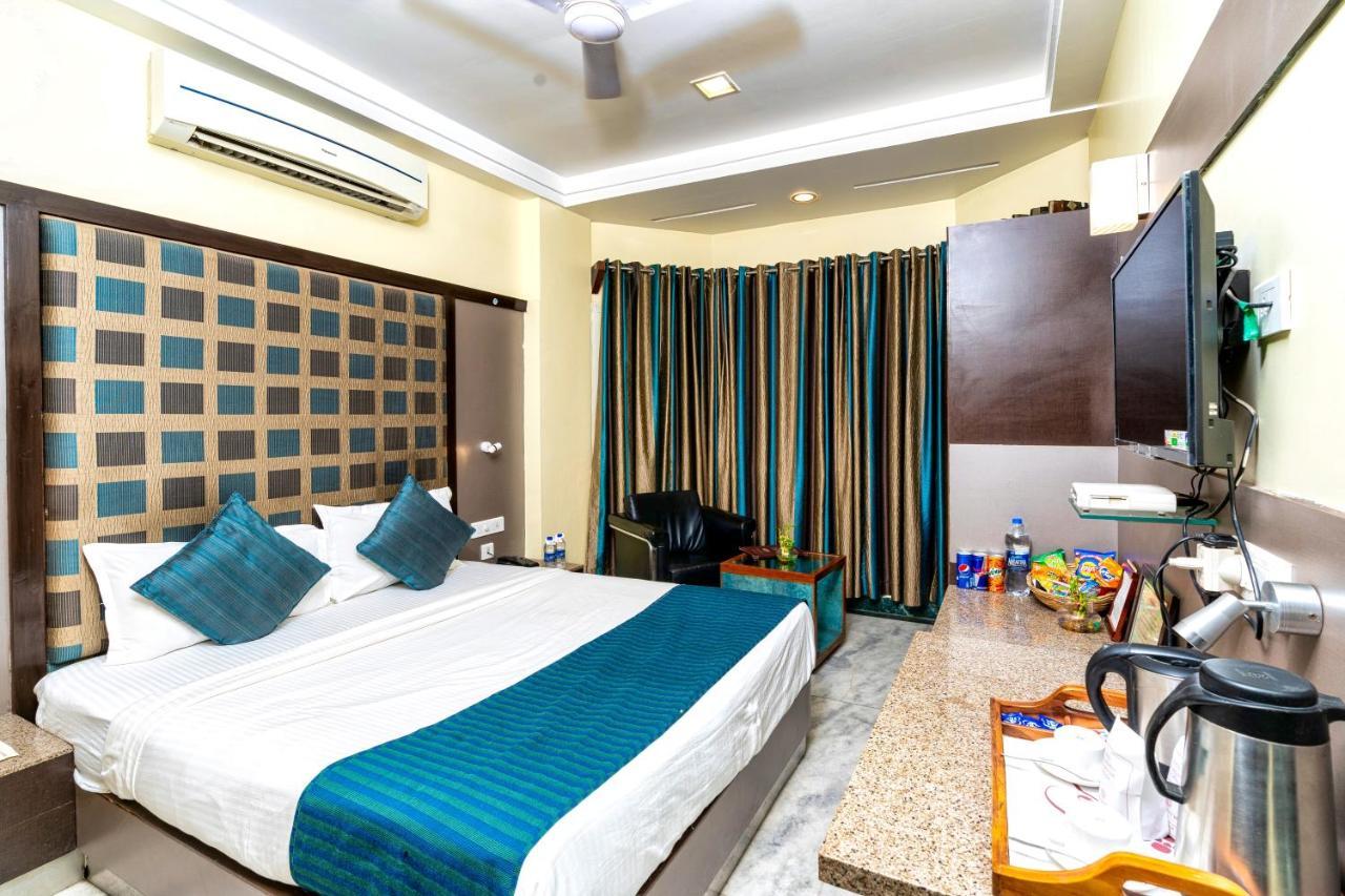 Hotel Dayal Udaipur Exterior photo